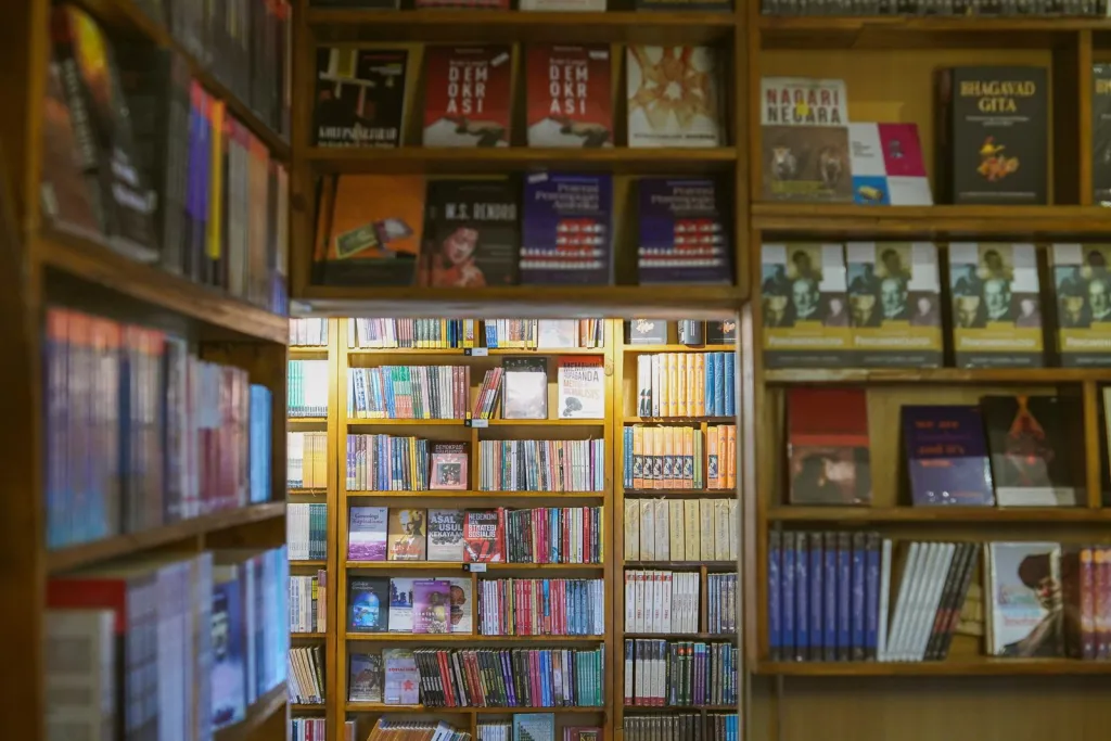 A little shelf magic in Phoenix